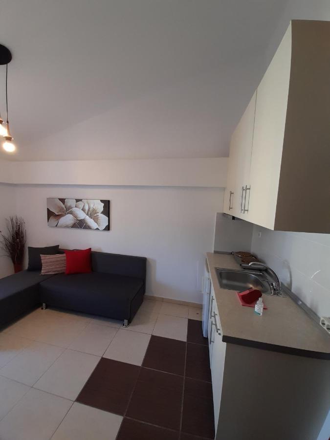 El Sol Apartamento Néa Péramos Exterior foto