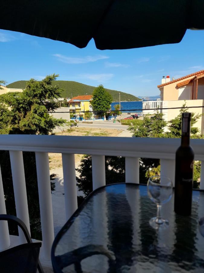 El Sol Apartamento Néa Péramos Exterior foto