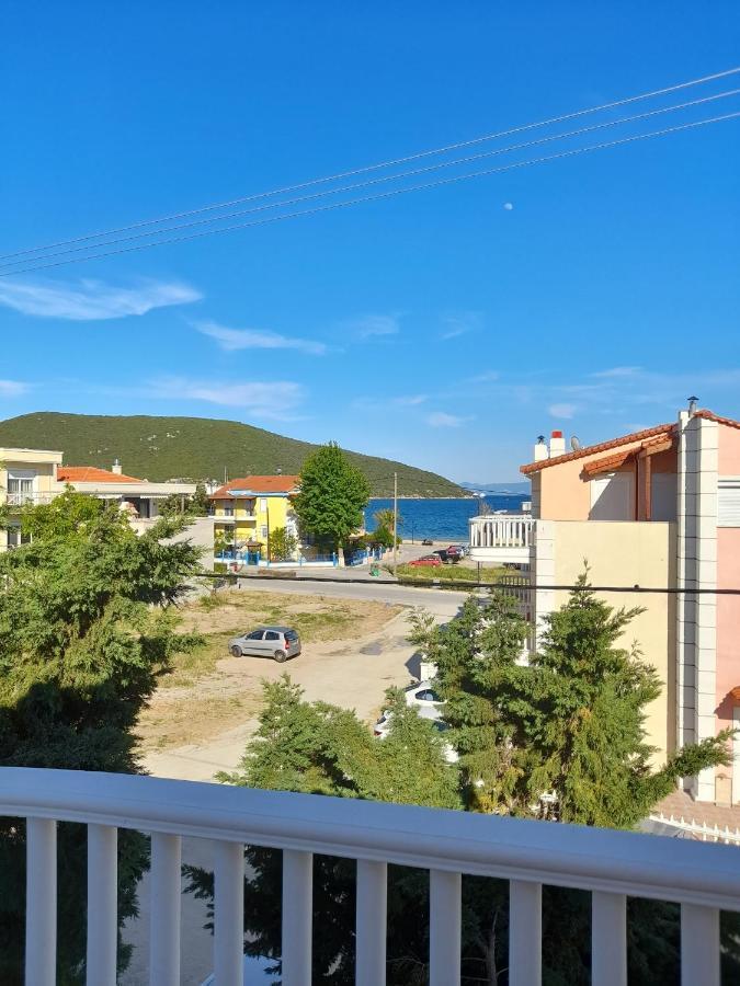 El Sol Apartamento Néa Péramos Exterior foto
