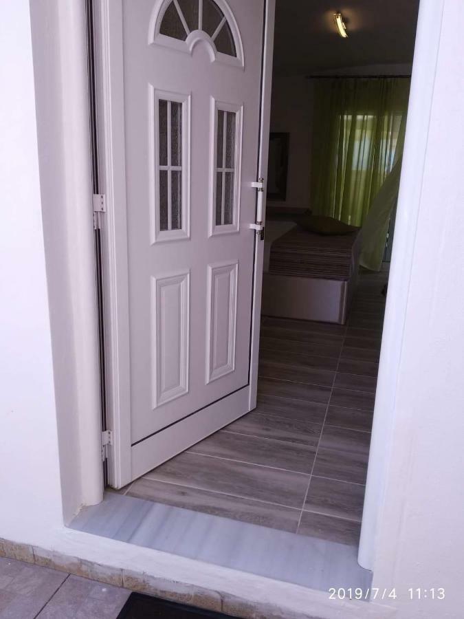 El Sol Apartamento Néa Péramos Exterior foto